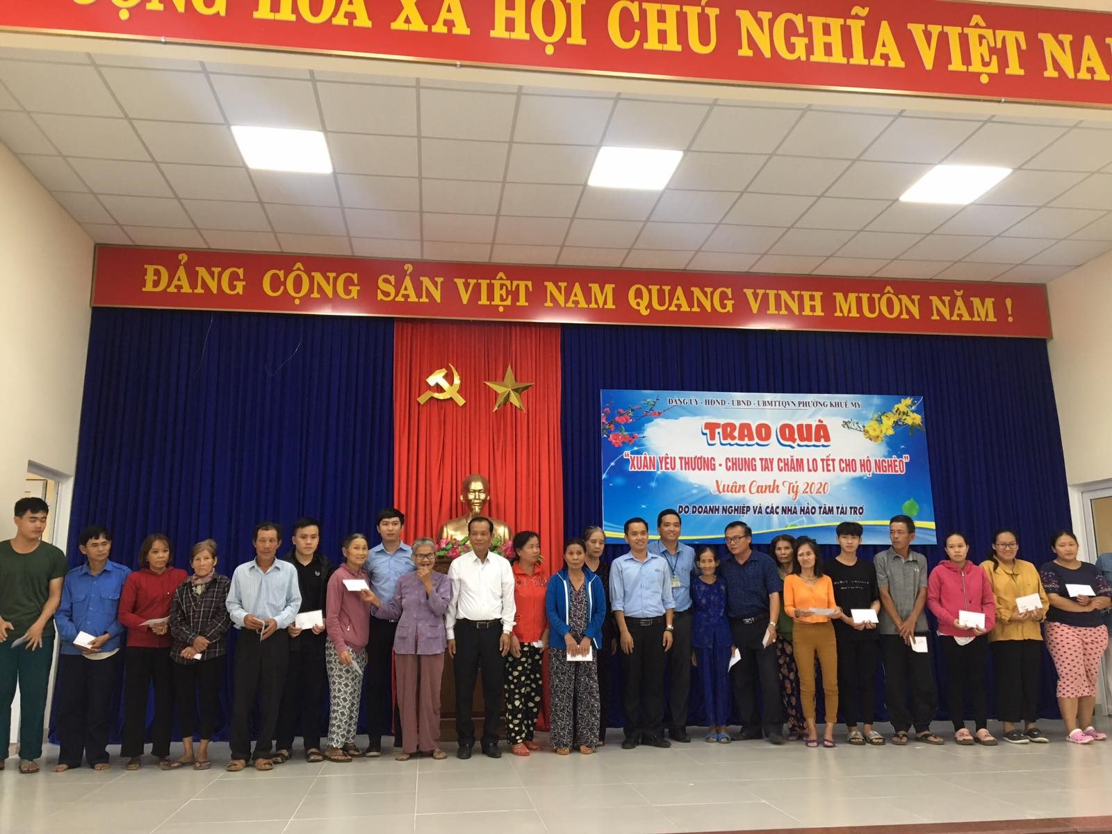 TÂN MINH NHÂN TẶNG QUÀ TẾT CANH TÝ 2020 - PHƯỜNG KHUYÊ MỸ